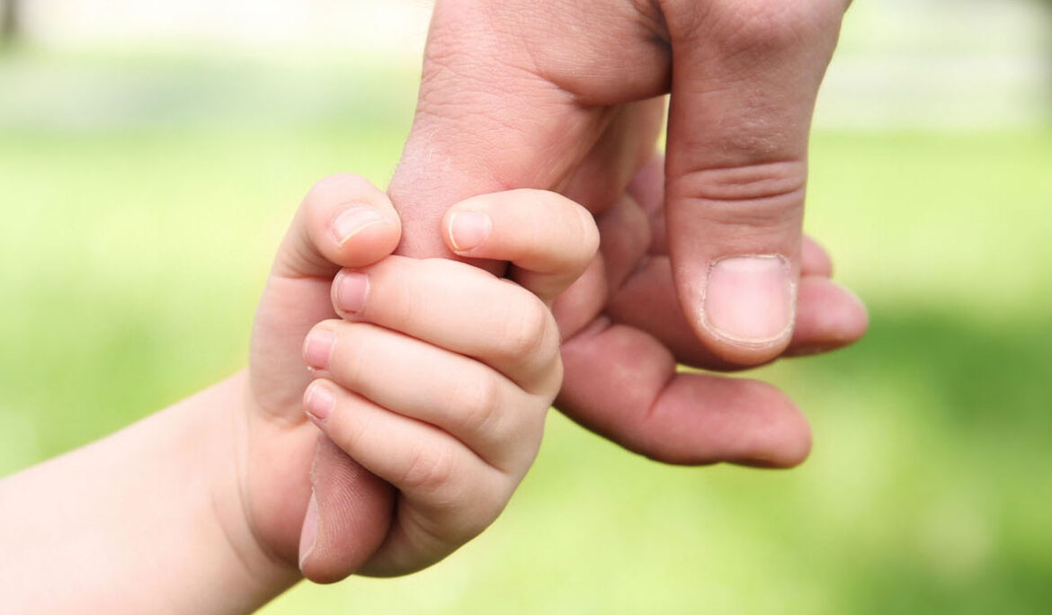 Mantenimento dei figli: sufficiente il richiamo alla generica capacità lavorativa del genitore