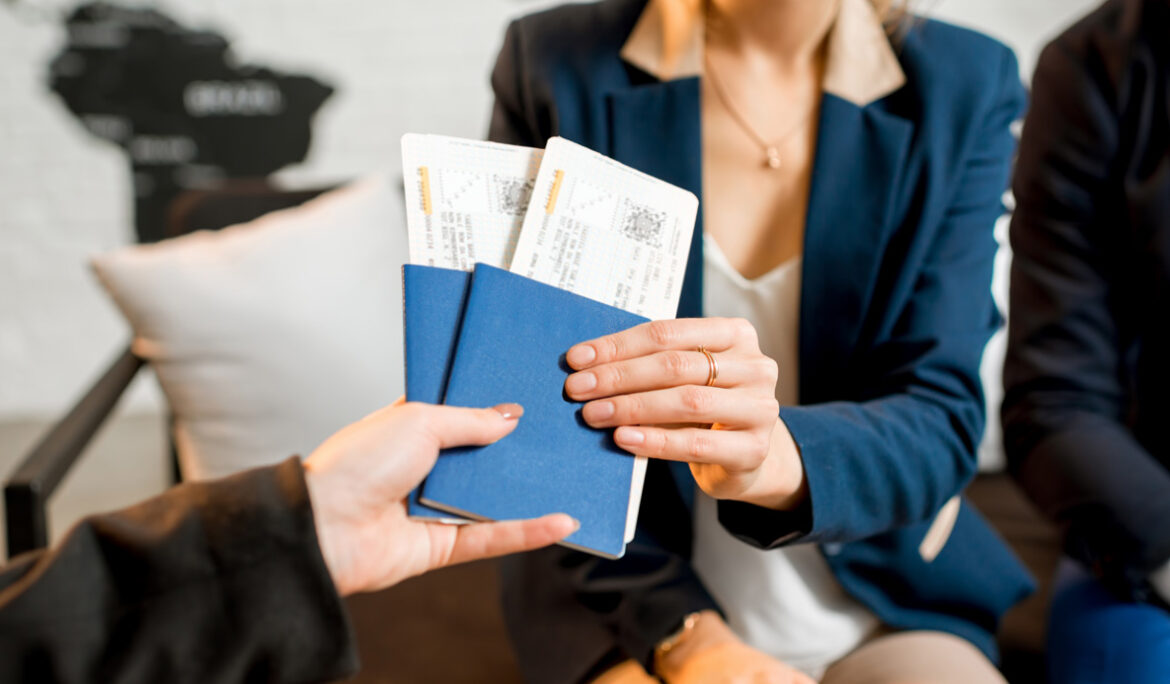 Tour operator inadempiente se non fornisce informazioni adeguate ai clienti